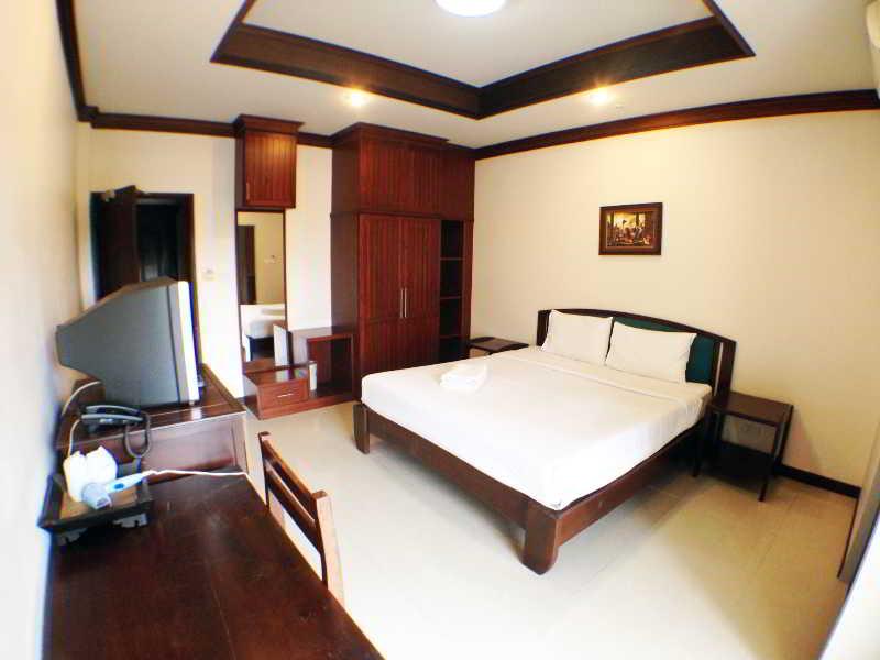Hotel Narawan Hotel,