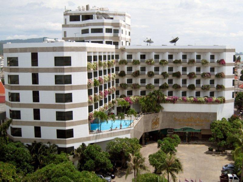 City Beach Resort Hua Hin