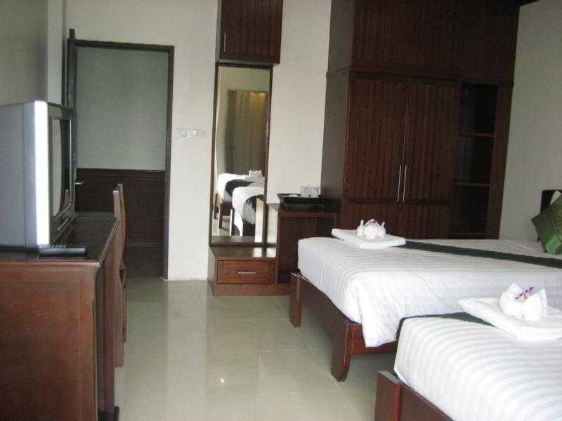 Narawan Hotel, HHQ