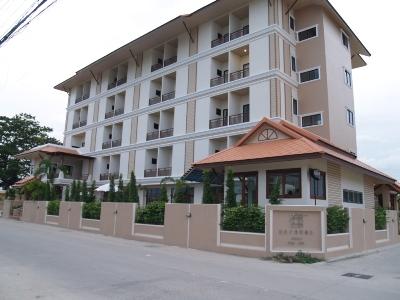 Narawan Hotel, Hotel 3*