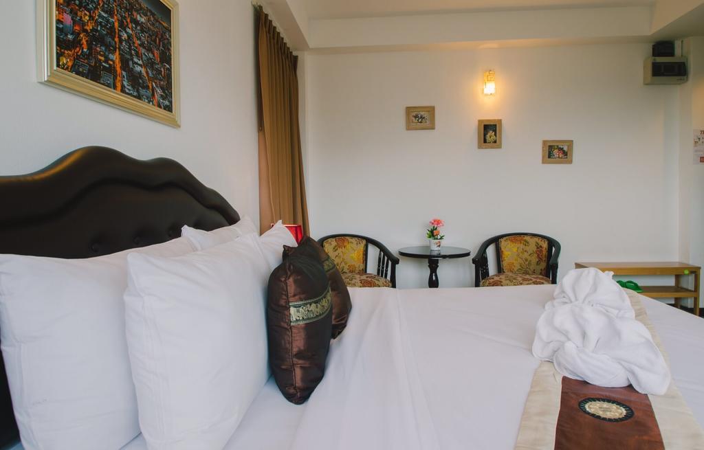 Hotel Th Hua Hin