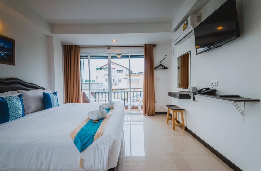 Hotel Th 3*