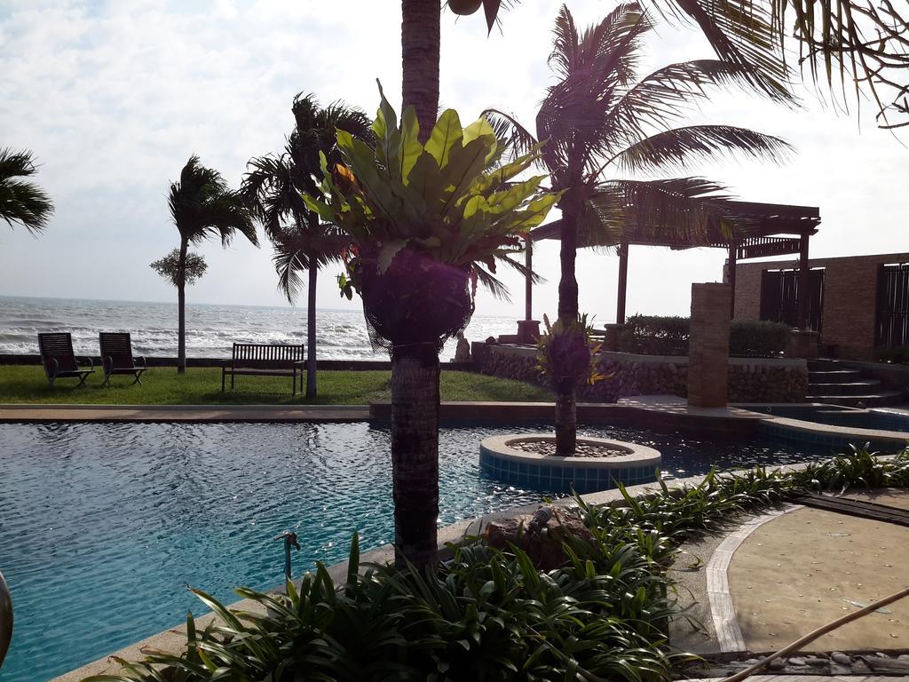 Beach Family Penthouse Hua Hin