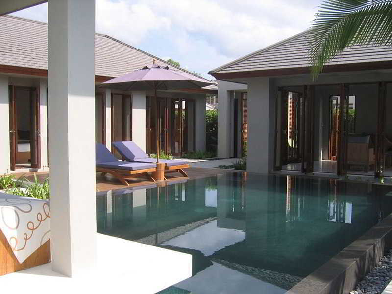Aka & 3* Hua Hin