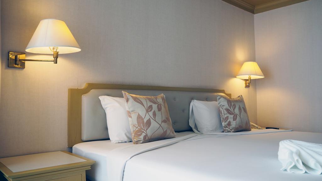 City Beach Resort 3*