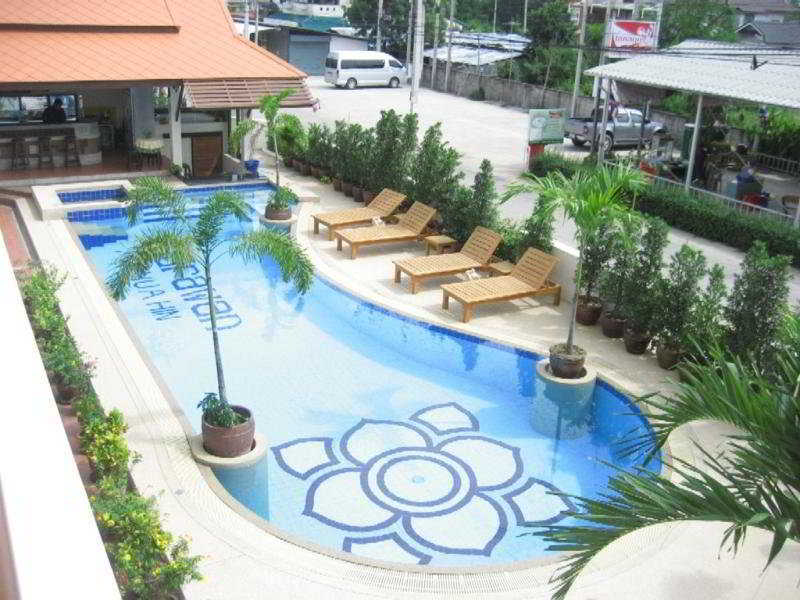 Narawan Hotel, Hotel HHQ