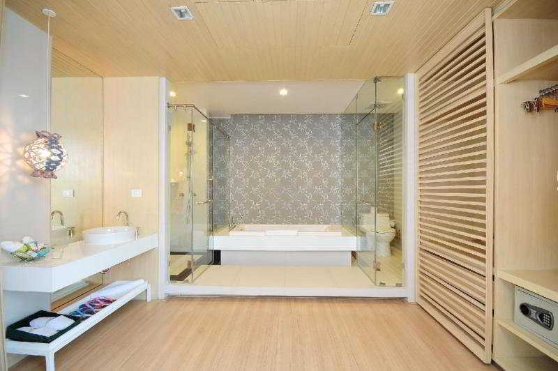 The Lapa Resort HHQ