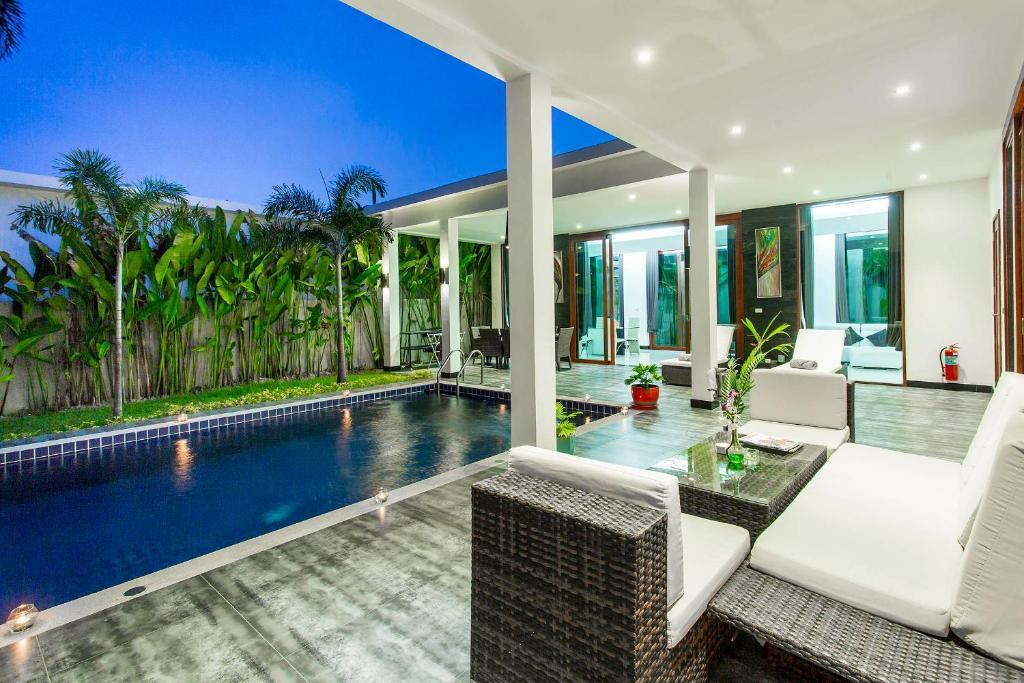 Lotus & Resort