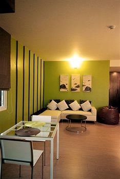 Silathip Serviced & Hotel