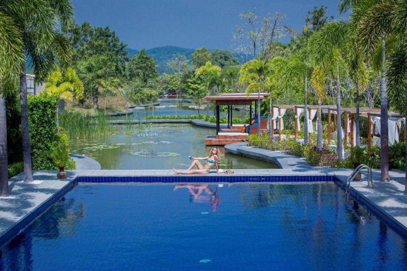 Resort Lotus &