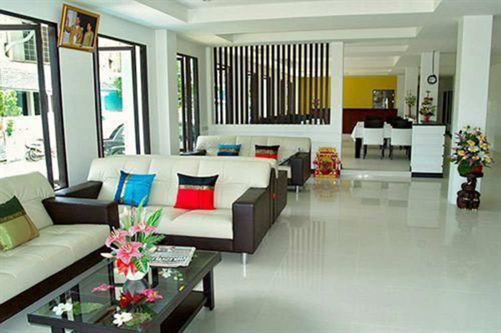 Khách sạn G House