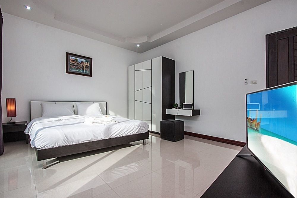Hotel Baan Noppadol HHQ