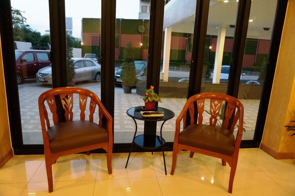 Hotel Th Hua Hin