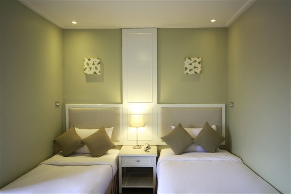 Alley 2* Hua Hin