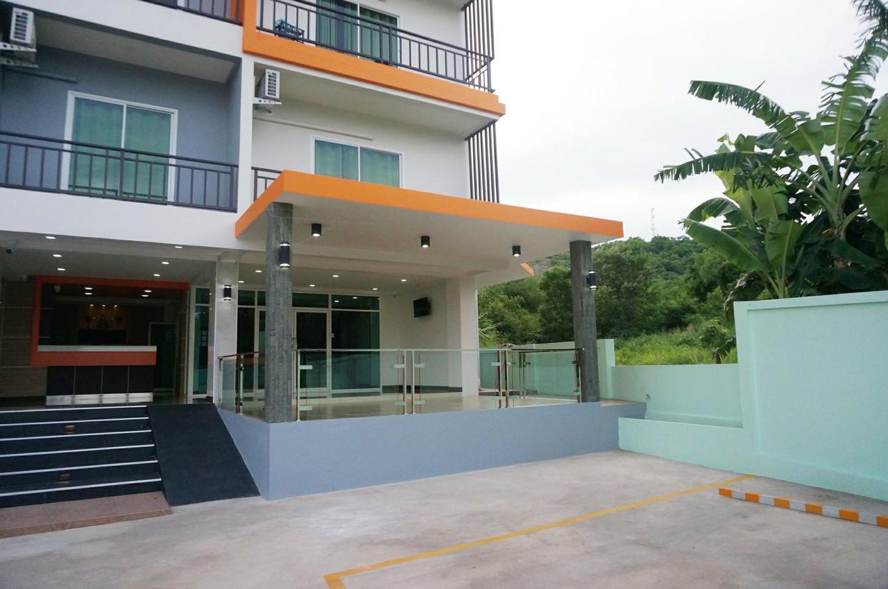 A.d. Living nhà trọ Hua Hin