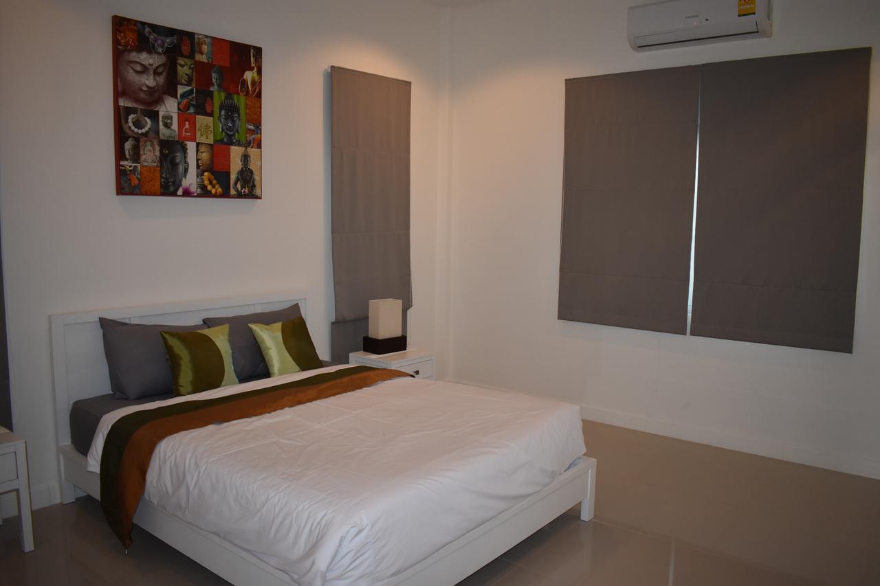 Sara * Hua Hin