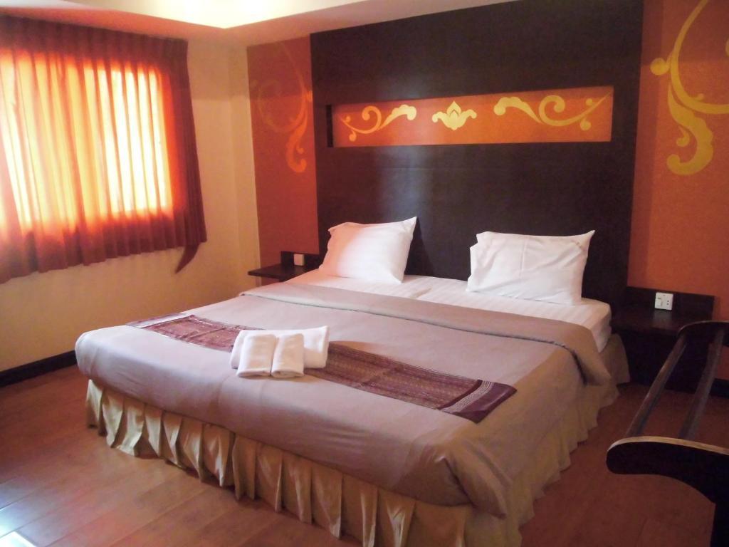 Khách sạn Baan Chalelarn Hua Hin