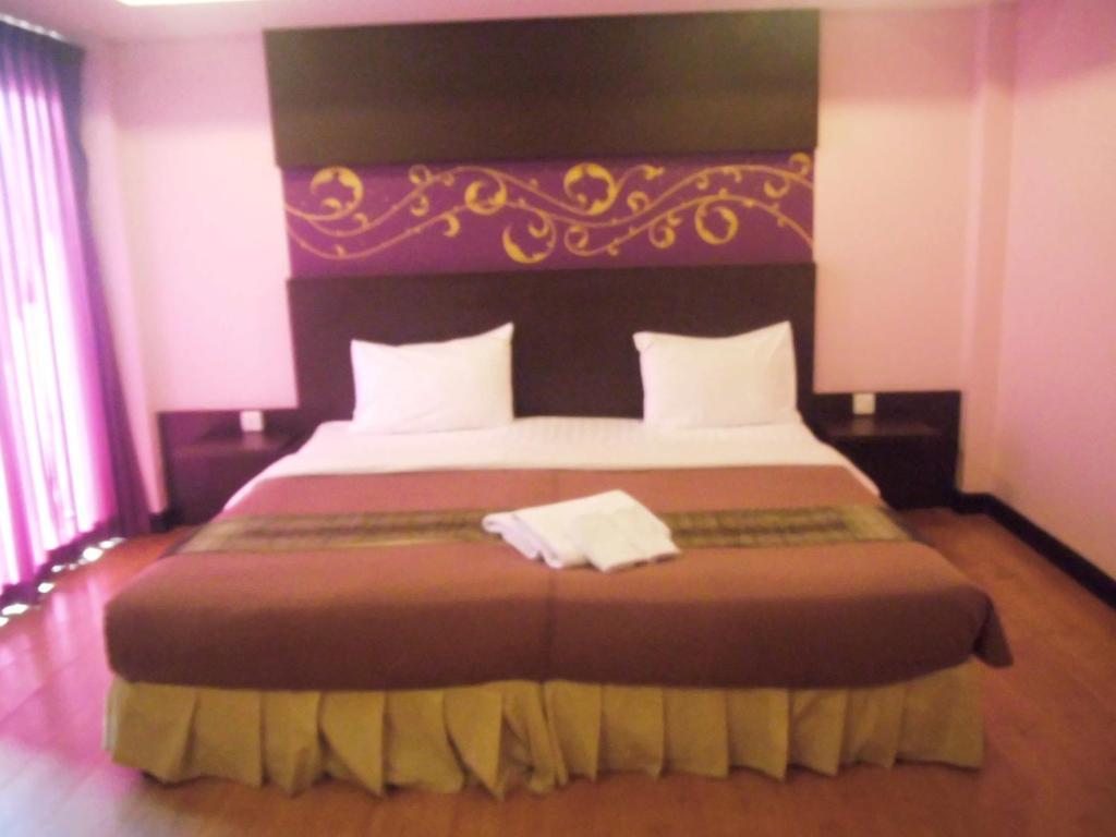 Khách sạn Baan Chalelarn Hua Hin