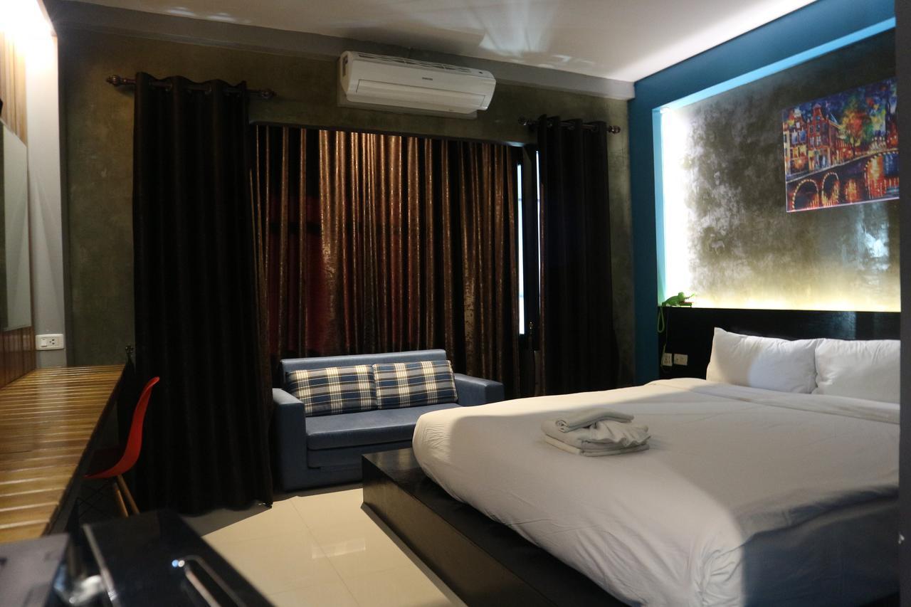 Coconut Budget And Boutique Hotel 2*