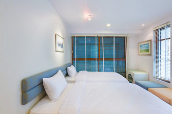 Baan Lonsai Beachfront Condominium Hotel