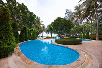 Baan Lonsai Beachfront Condominium 3*