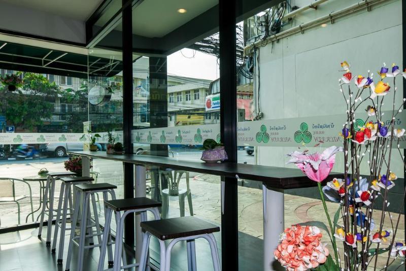 Hotel Baan Nilrath - Sha Extra 3*