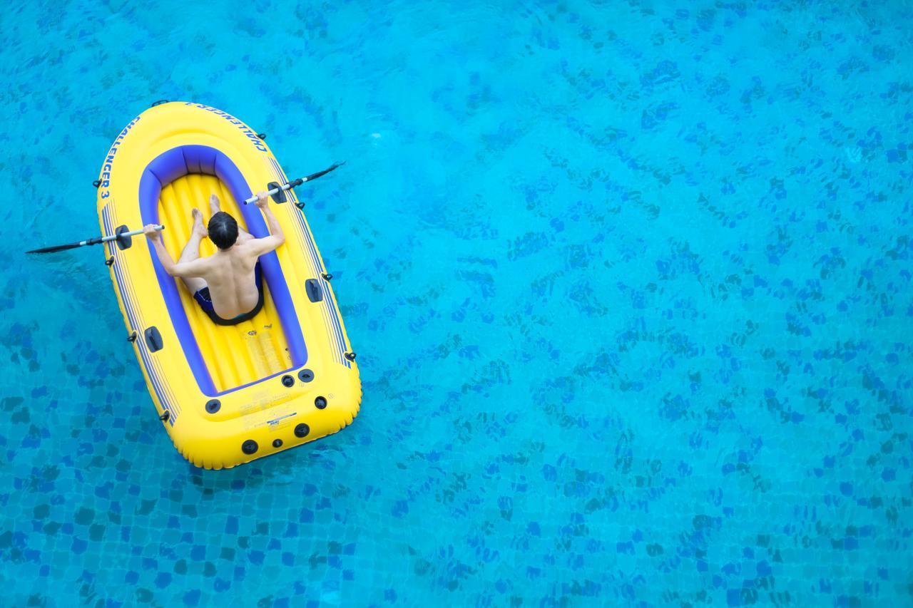 Khách sạn Bullkool Pool 3*
