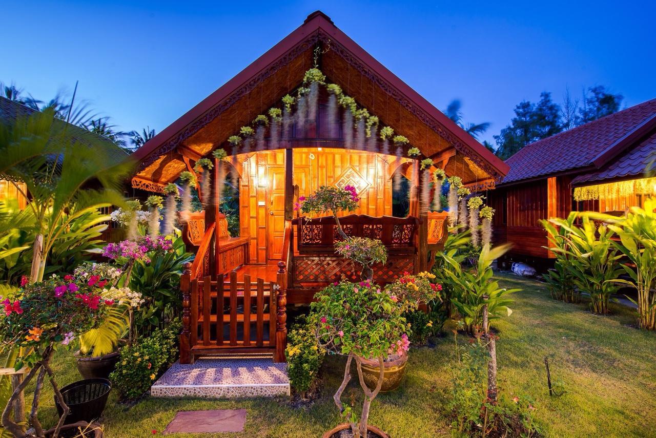 Resort วิสาโฮม หัวหิน *