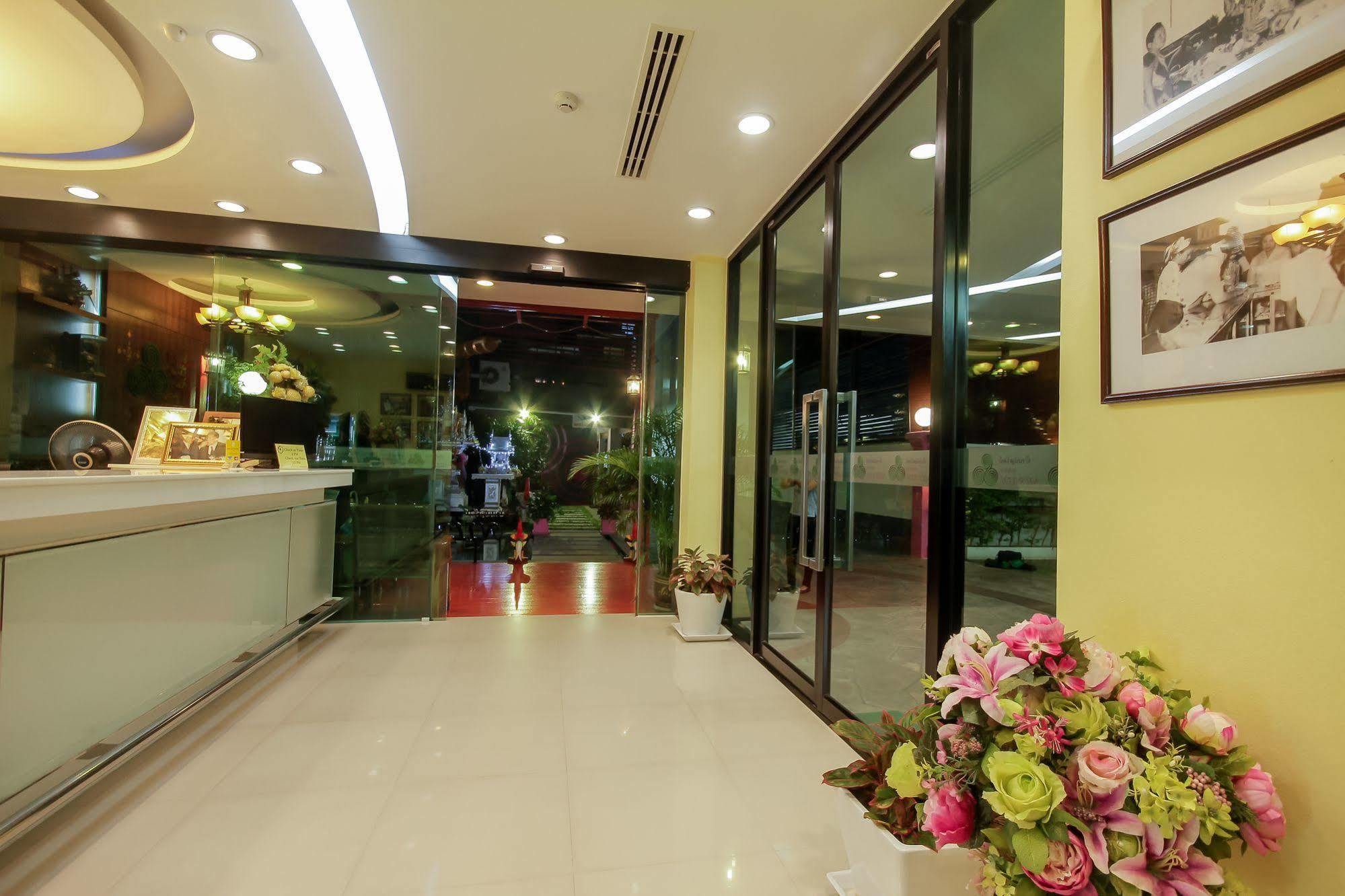 Baan Nilrath - Sha Extra