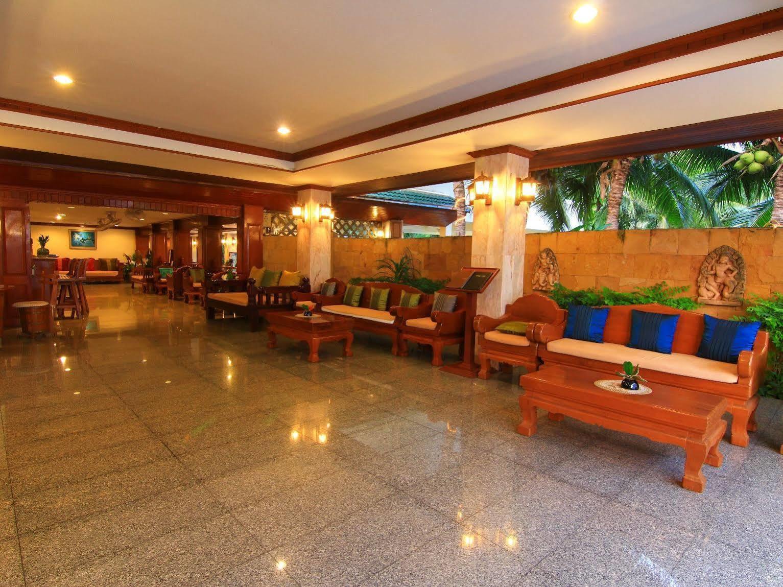 Golf Hotel 3*