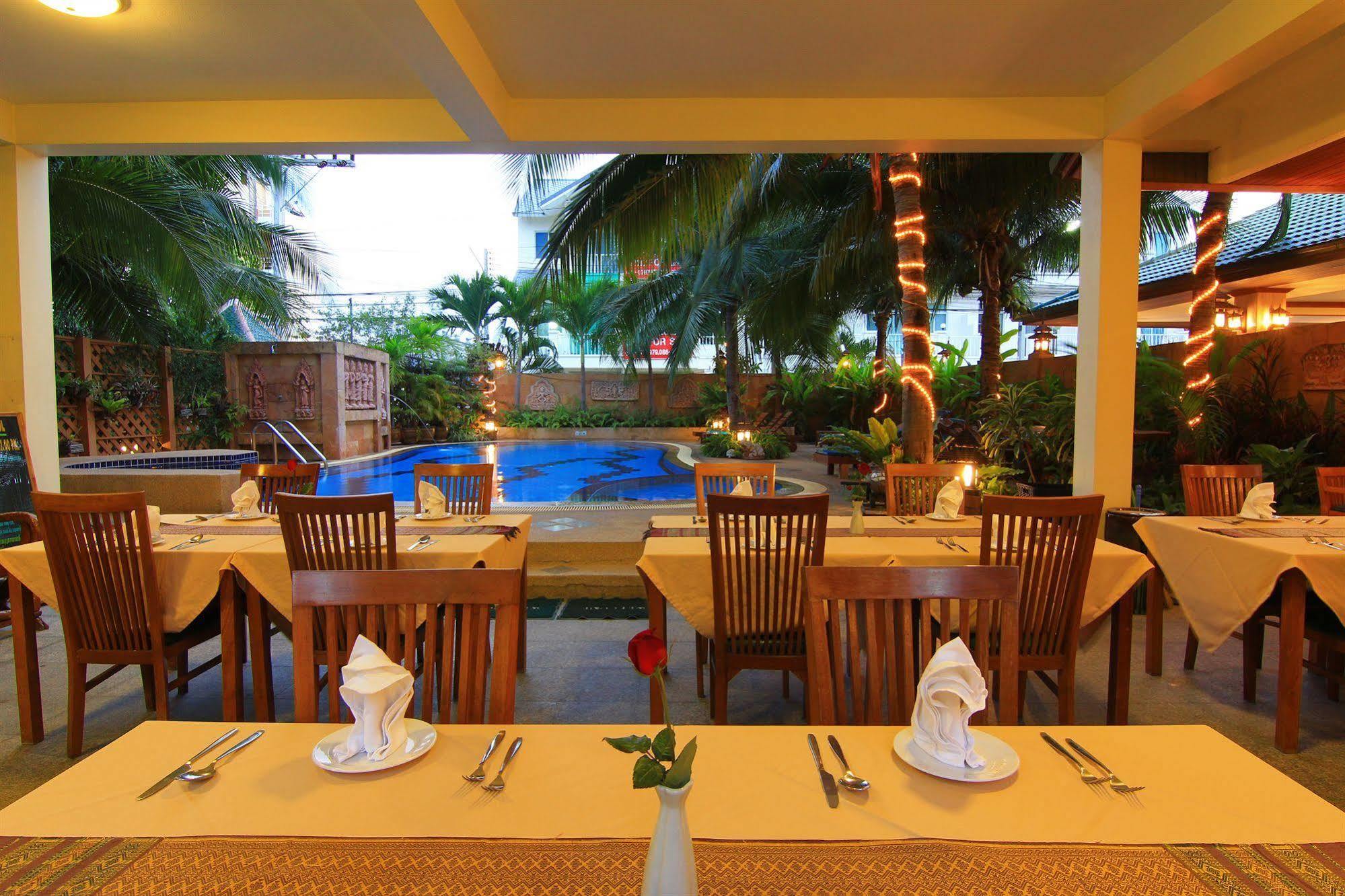 Golf Hotel