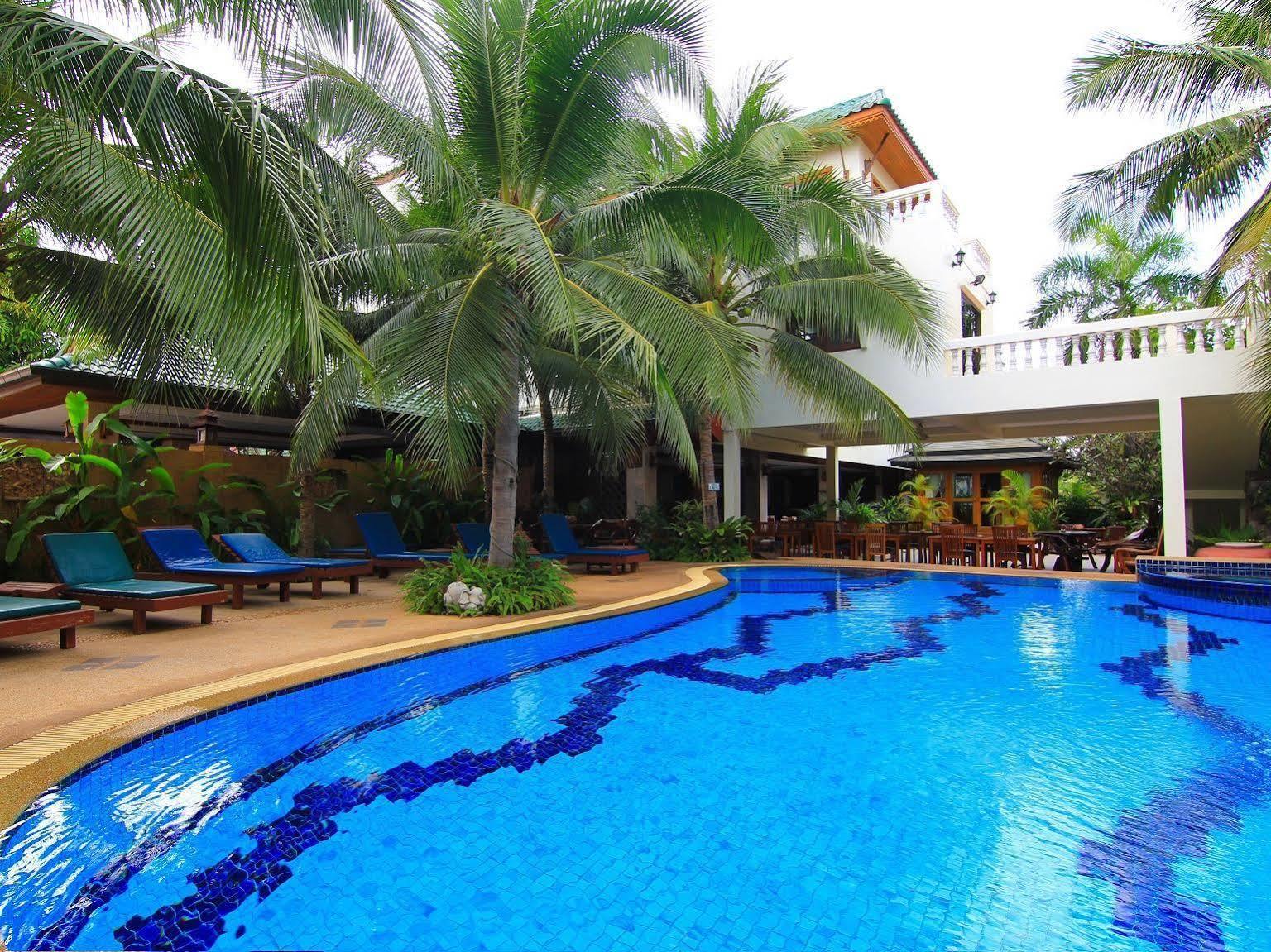 Golf Hotel
