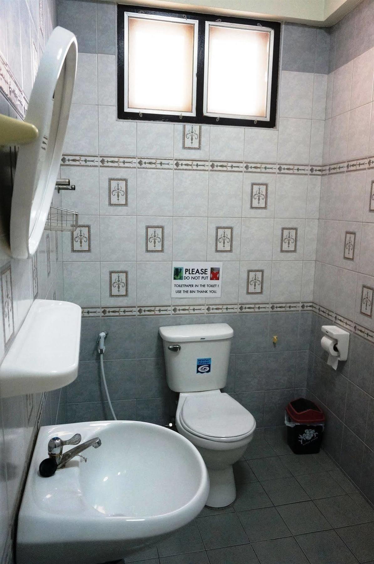 Nhà khách Celtic *