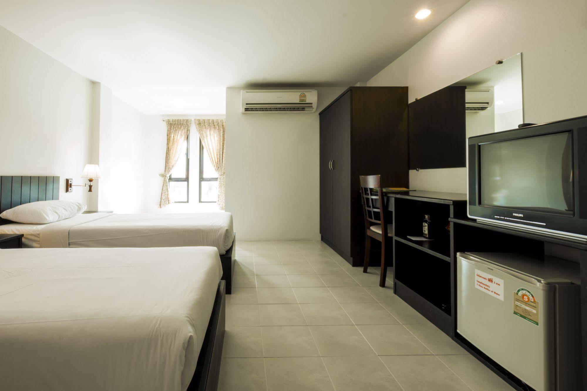 G House Khách sạn 3*