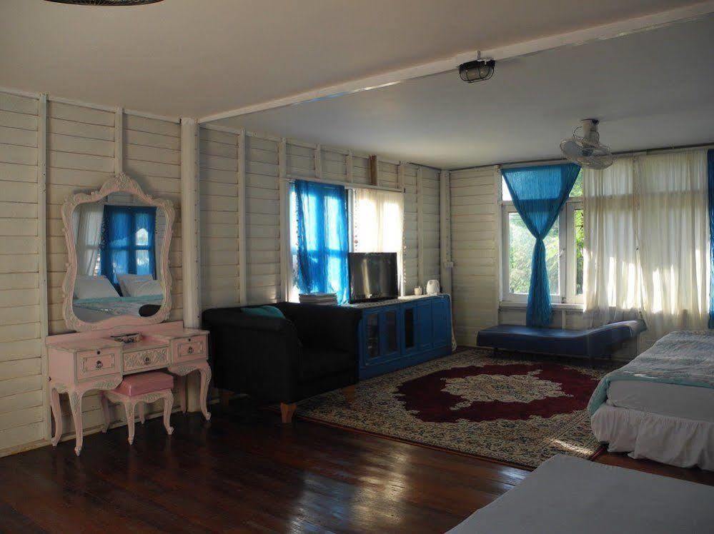 Secret Garden Pool Guest house *