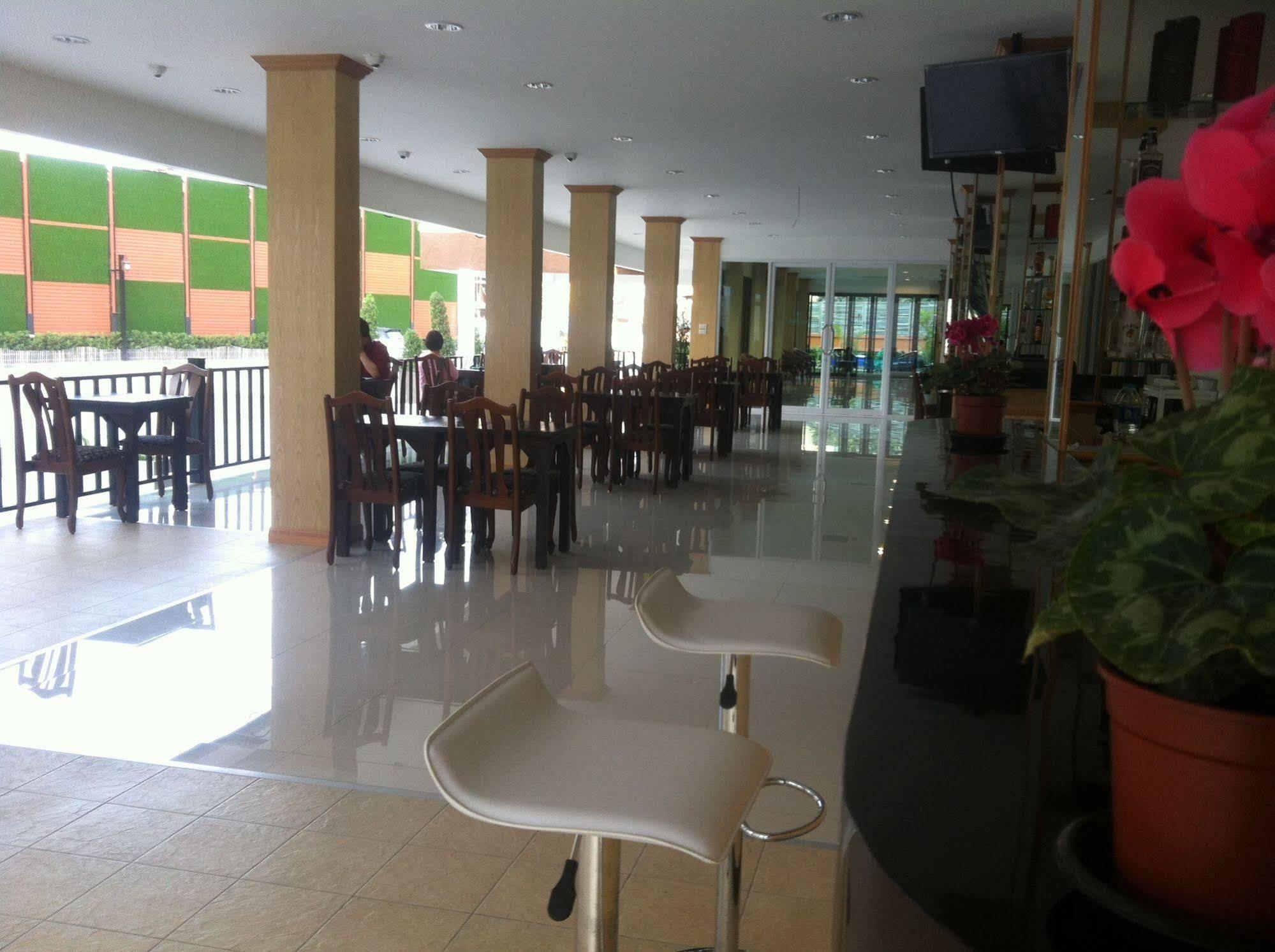 Hotel Th