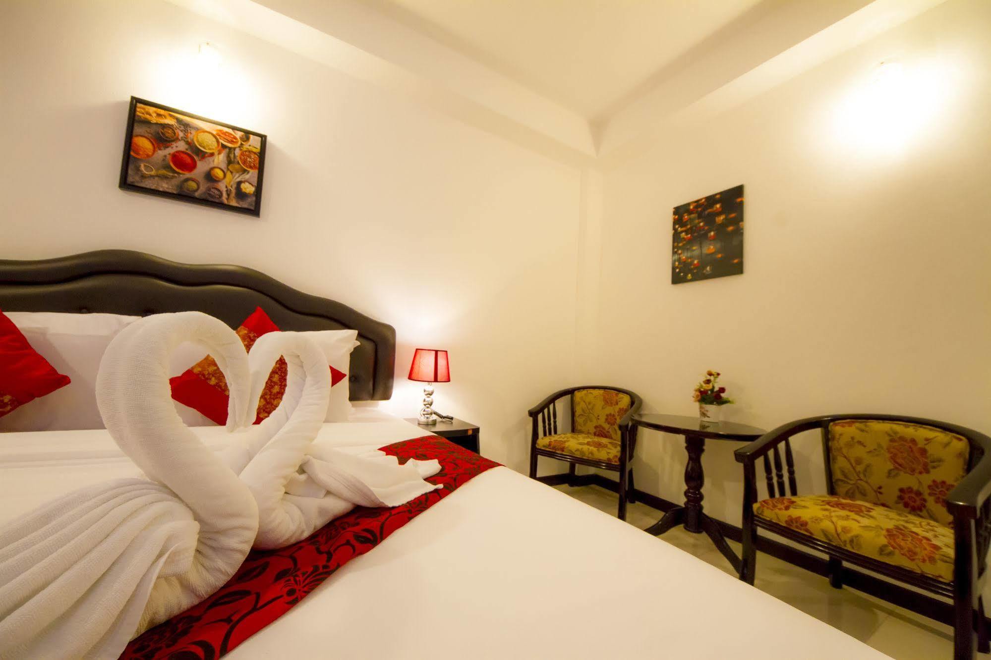 Th Hotel