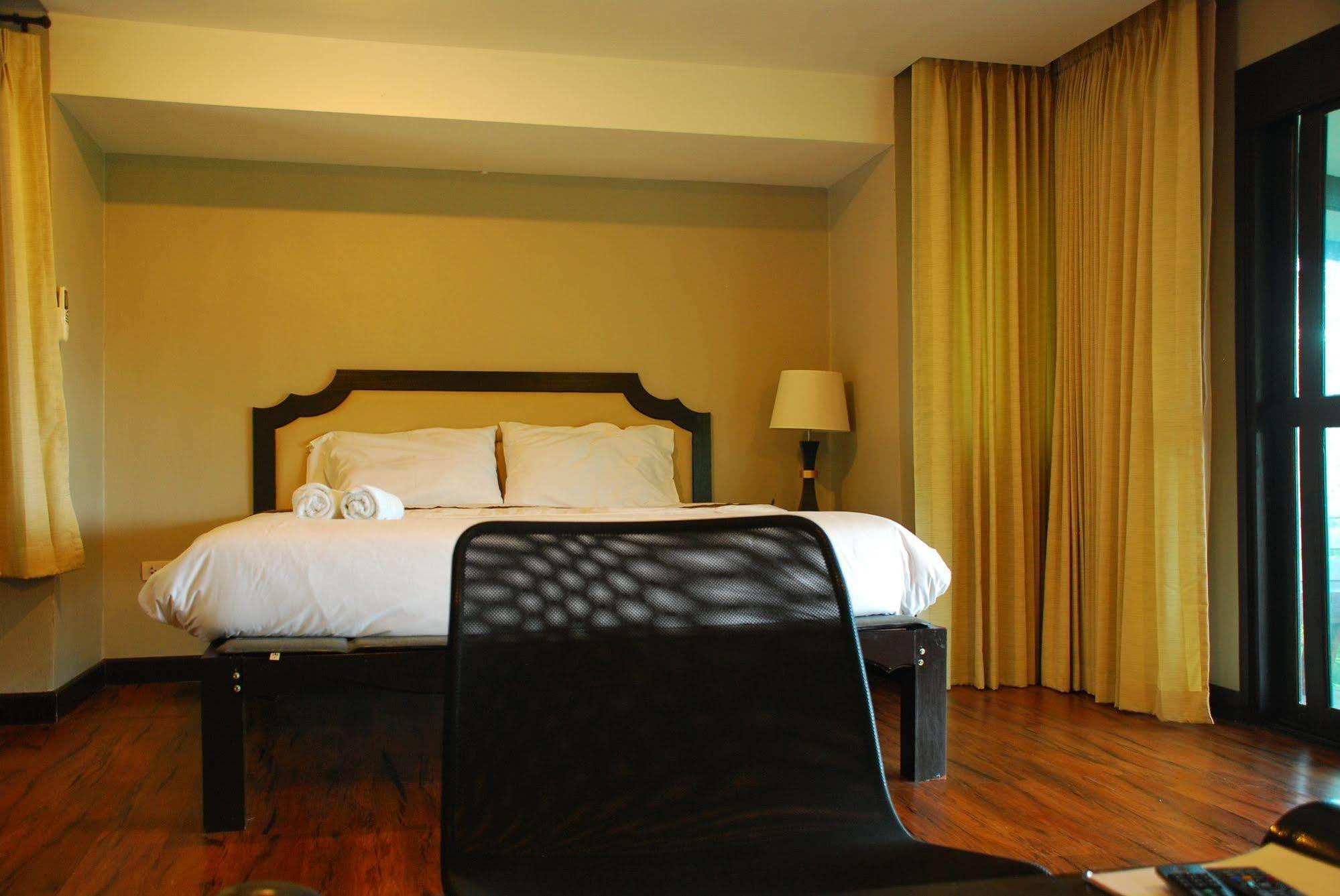 Hill Hotel 2*