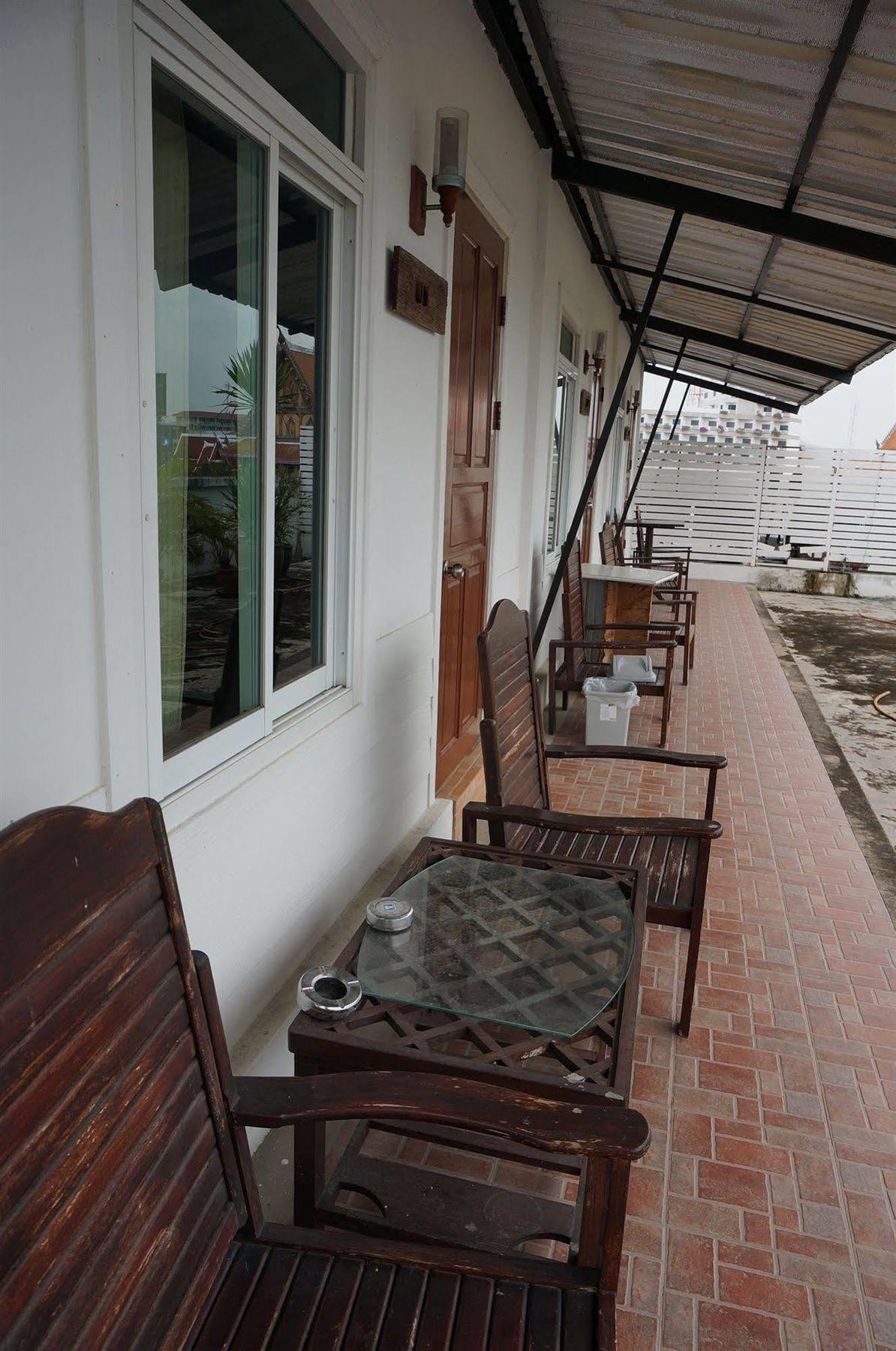 Hostel Sand Inn Hotel *