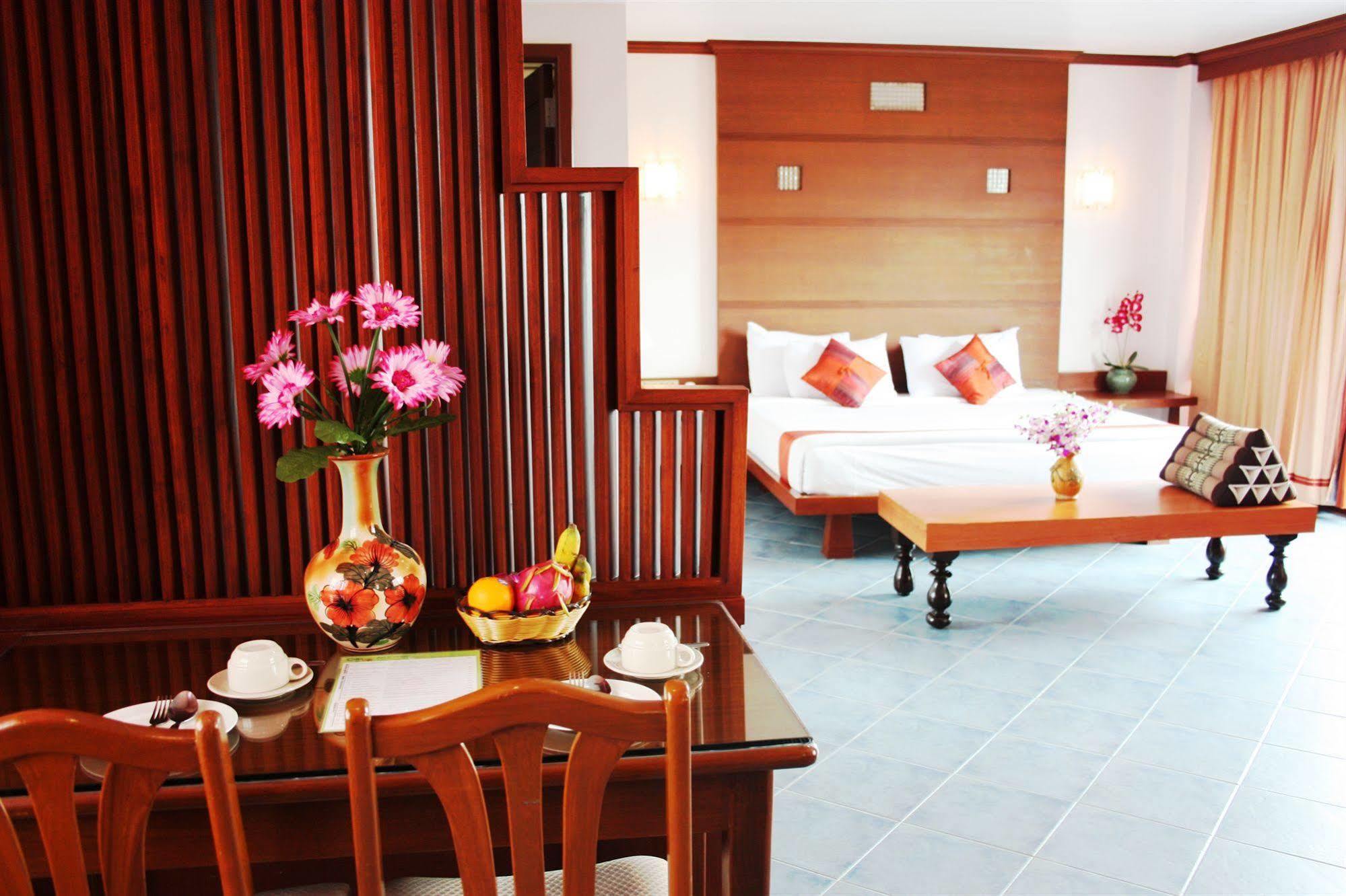 Khách sạn Loft