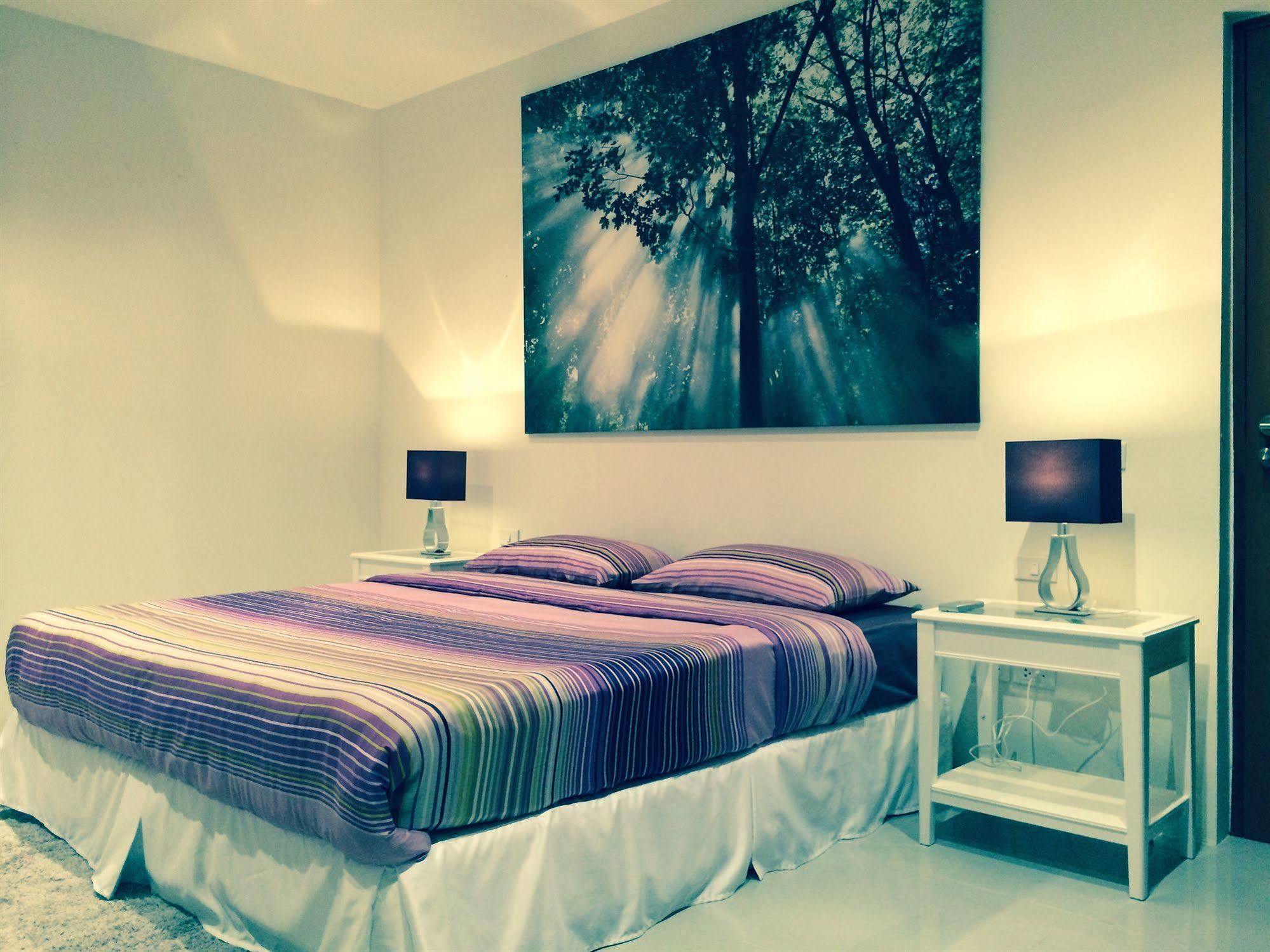 Q Hotel 3*