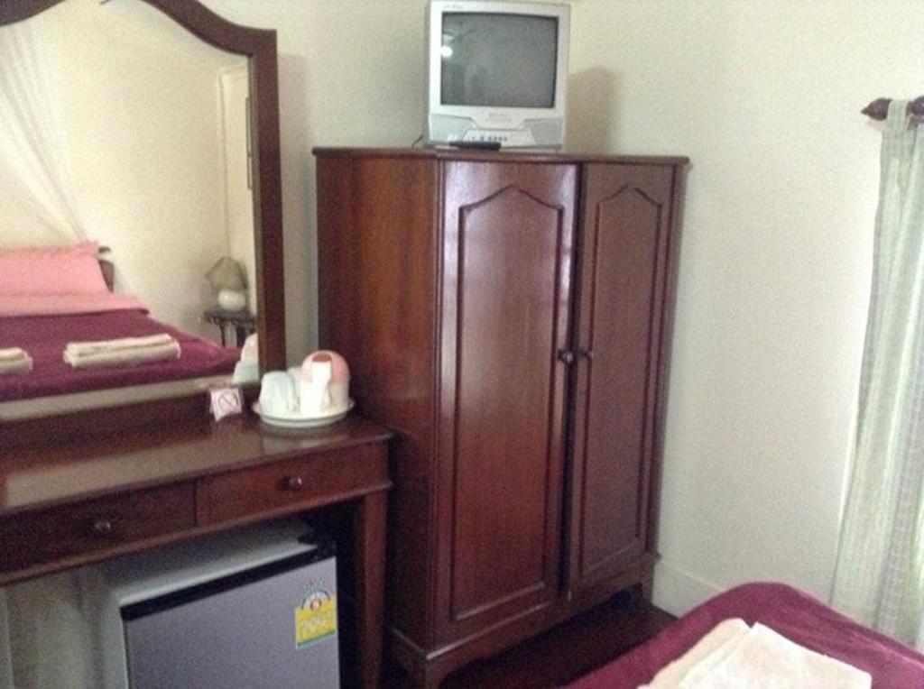 Apartment Baan Somboon