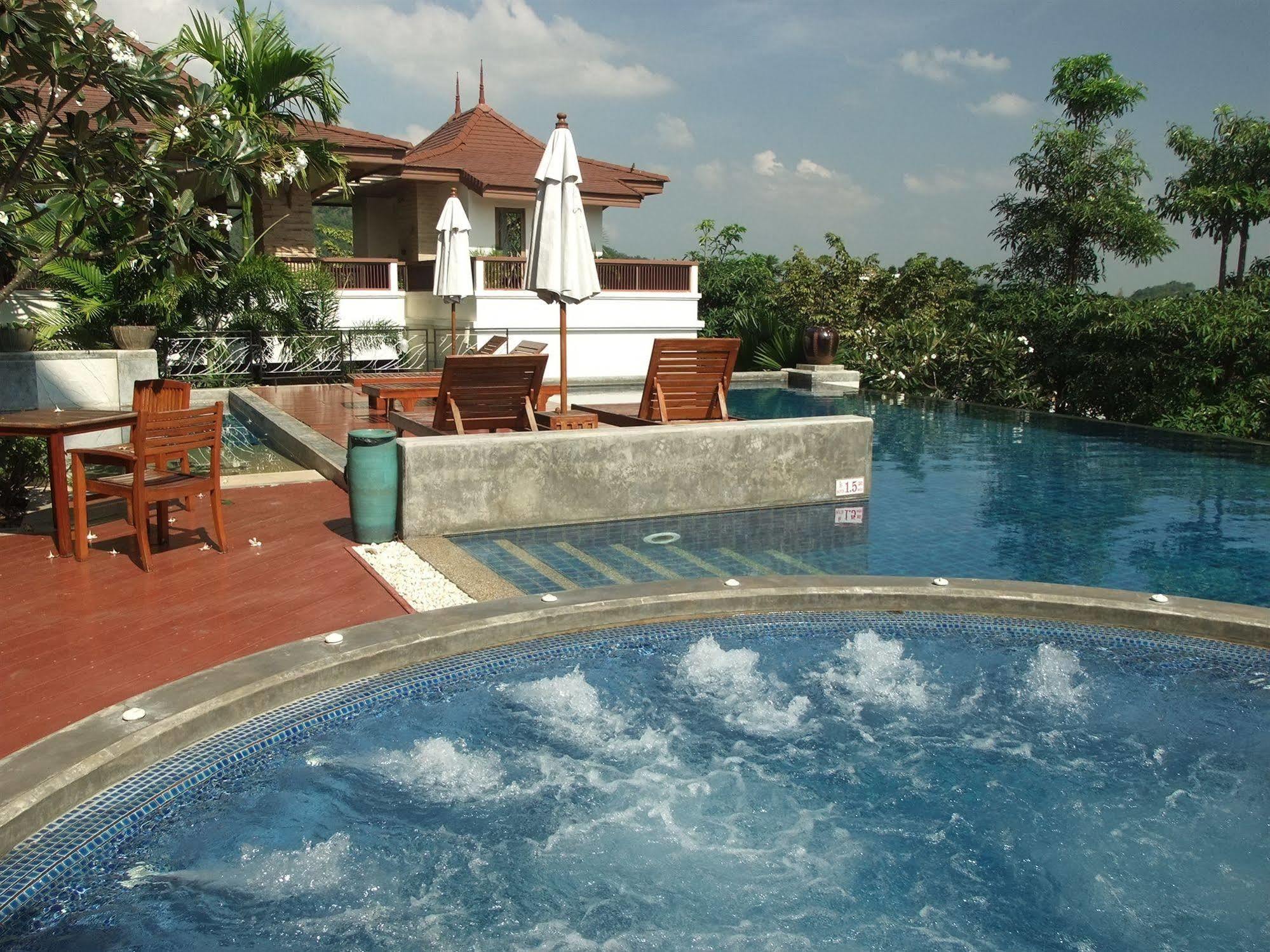 Hotel Blue Mountain