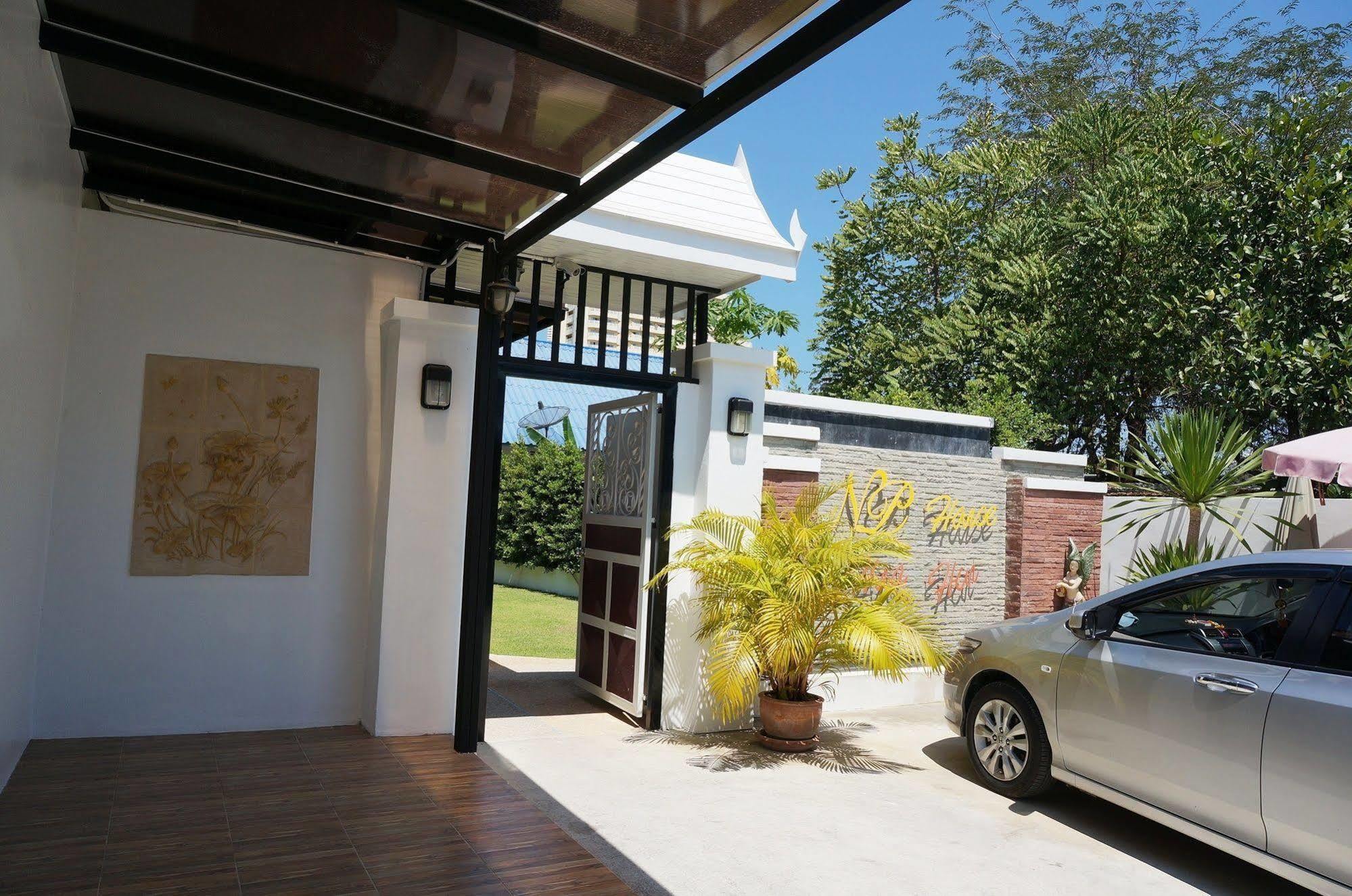 N.p. House Herberg Hua Hin