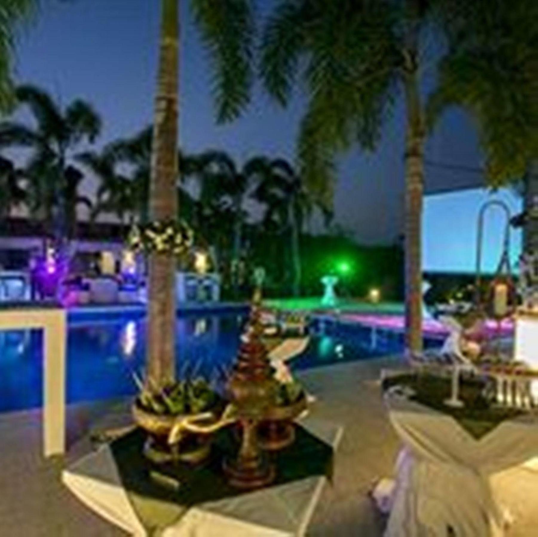 Resort Lotus &