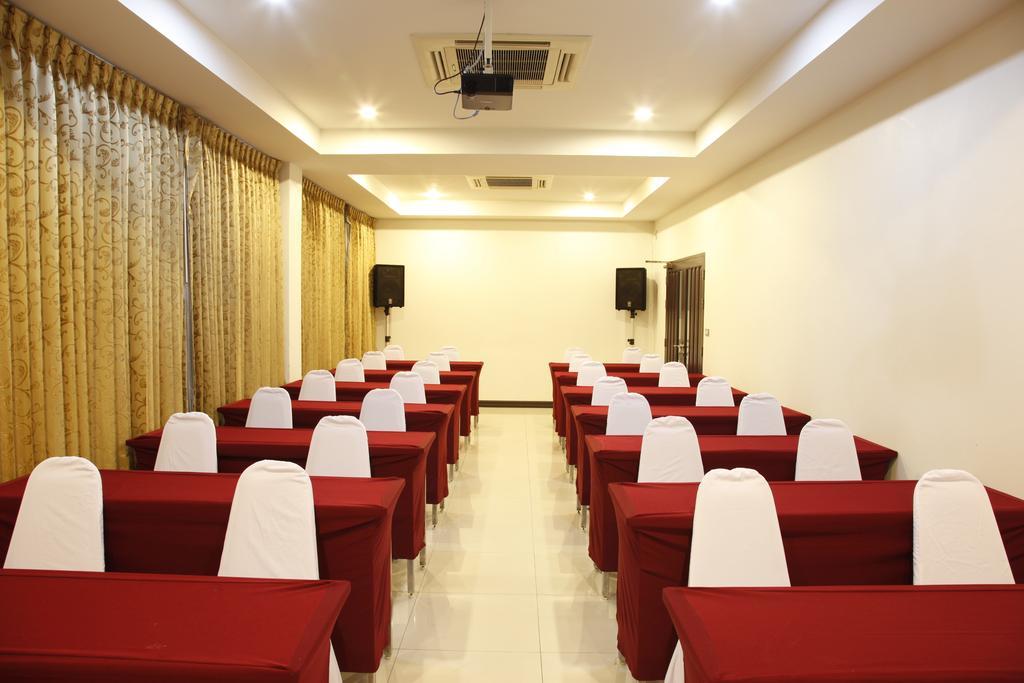 G House Khách sạn Hua Hin