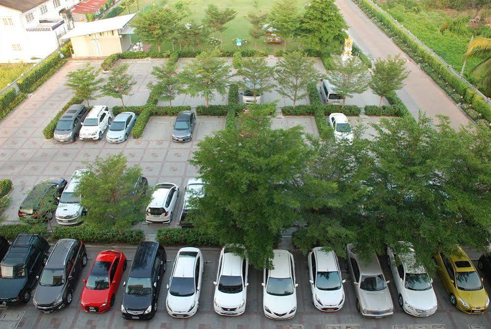 Silathip Serviced & Hotel 4*