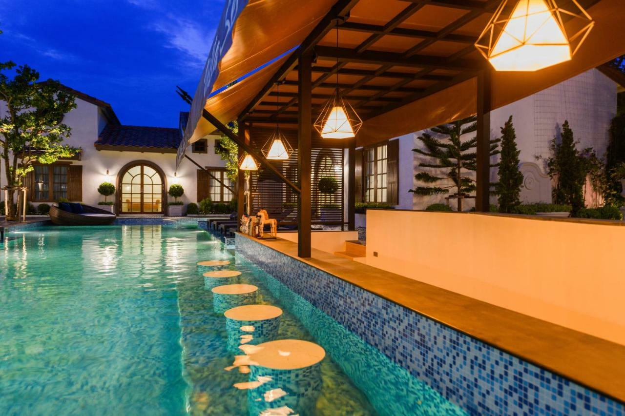 Hotel Seville