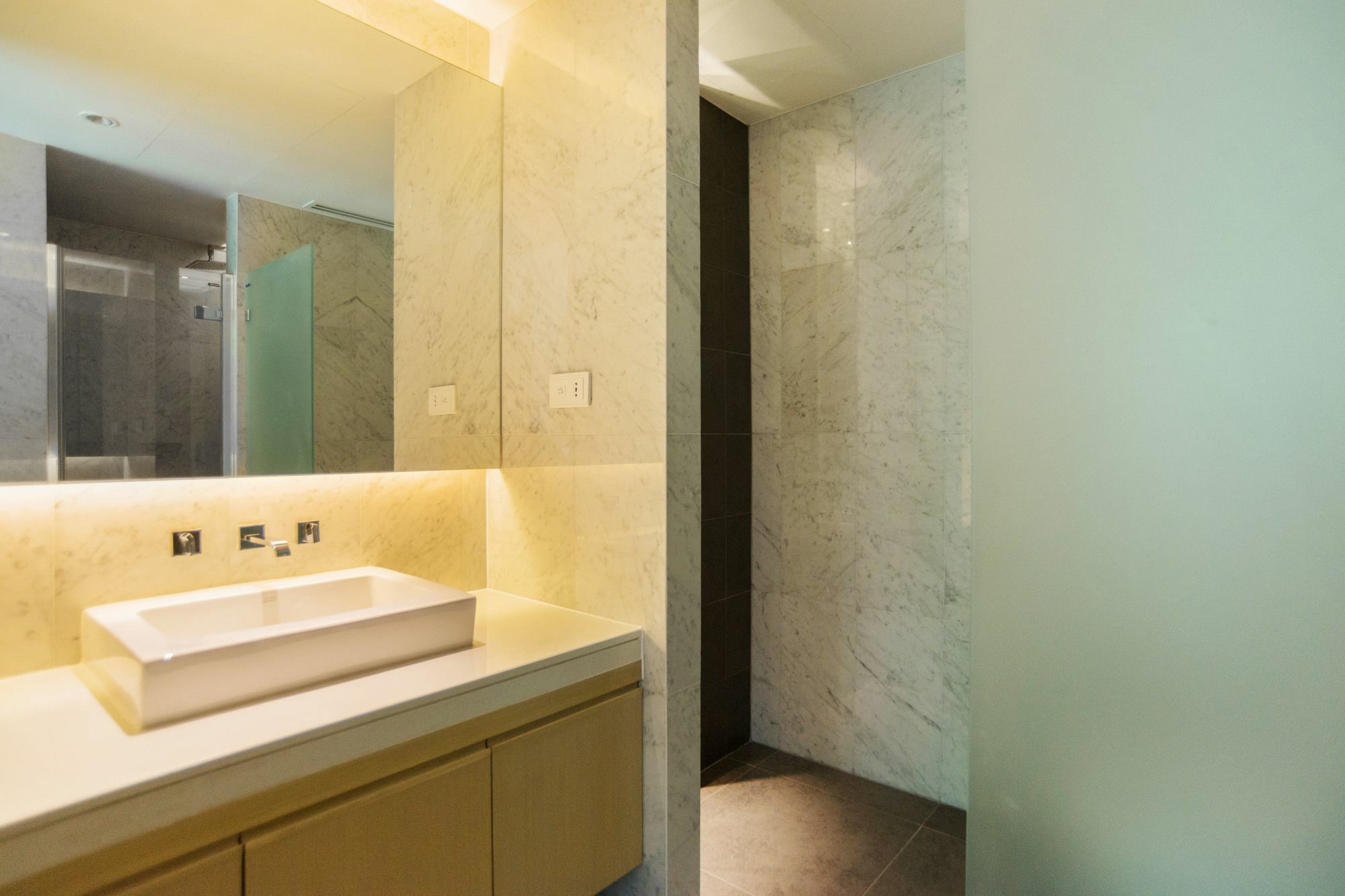 Lux Contemporary By Favstay Hotel Hua Hin