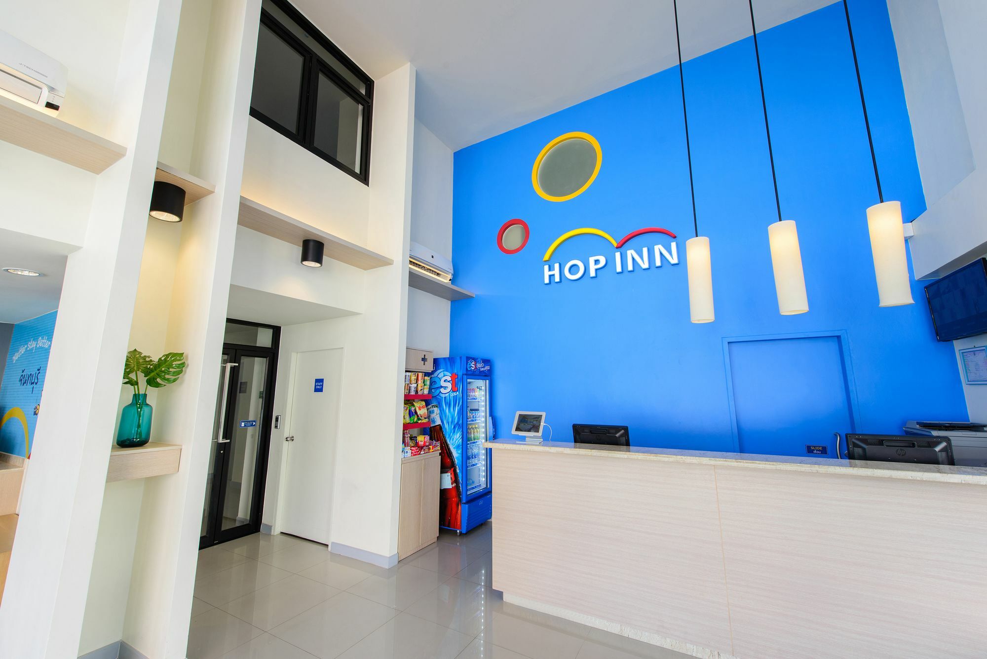 Hop Hotel